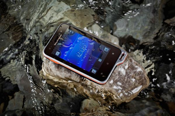pr_xperia_active_02